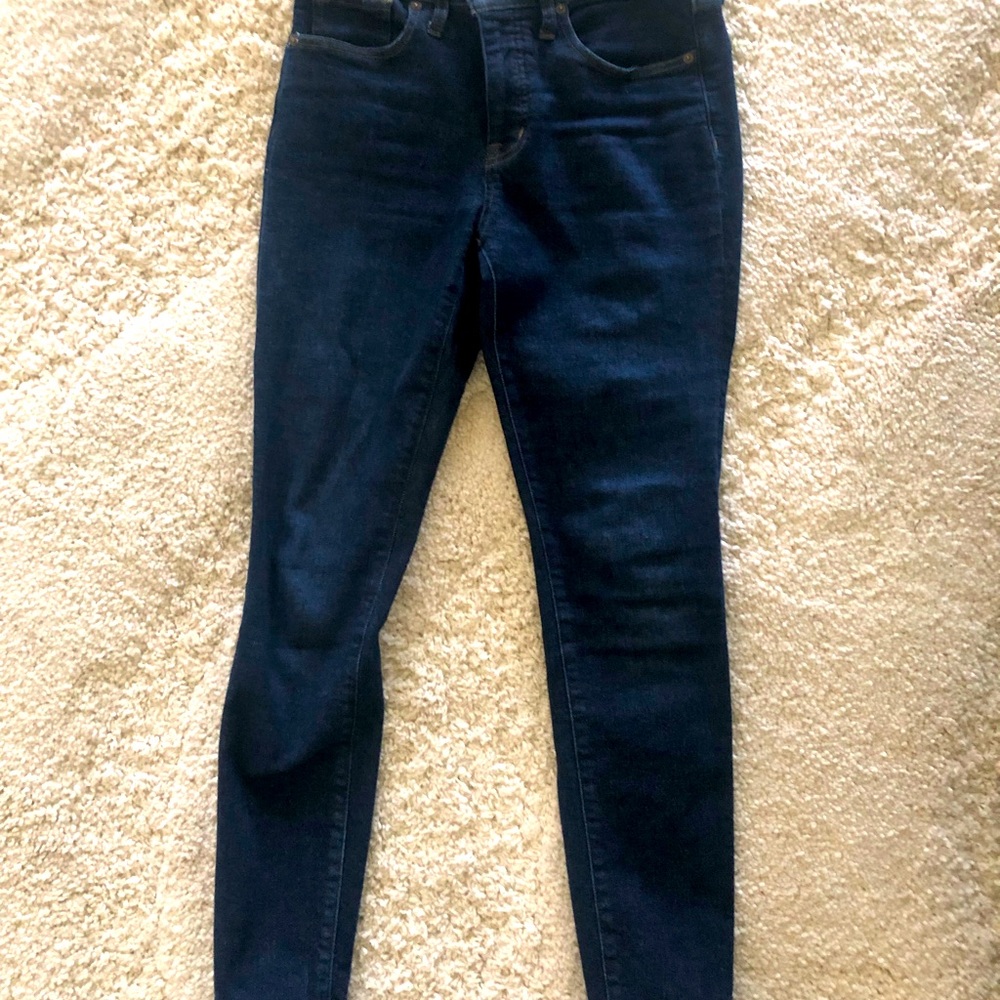 28-inch 9” inseam dark blue denim Madewell Jeans - Picture 1 of 3